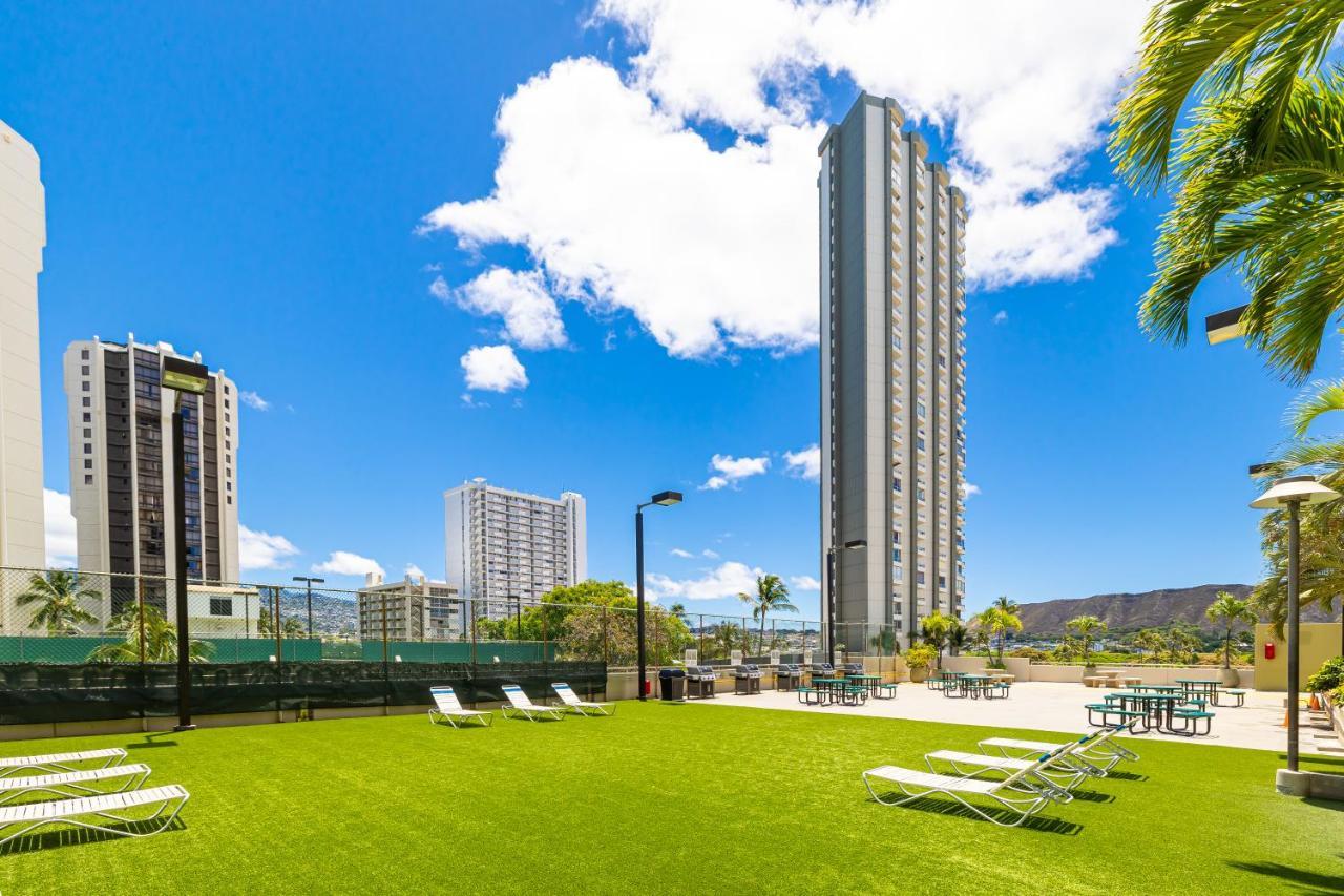 Mountain Views & Steps To Beach - Free Parking! Honolulu Exterior foto